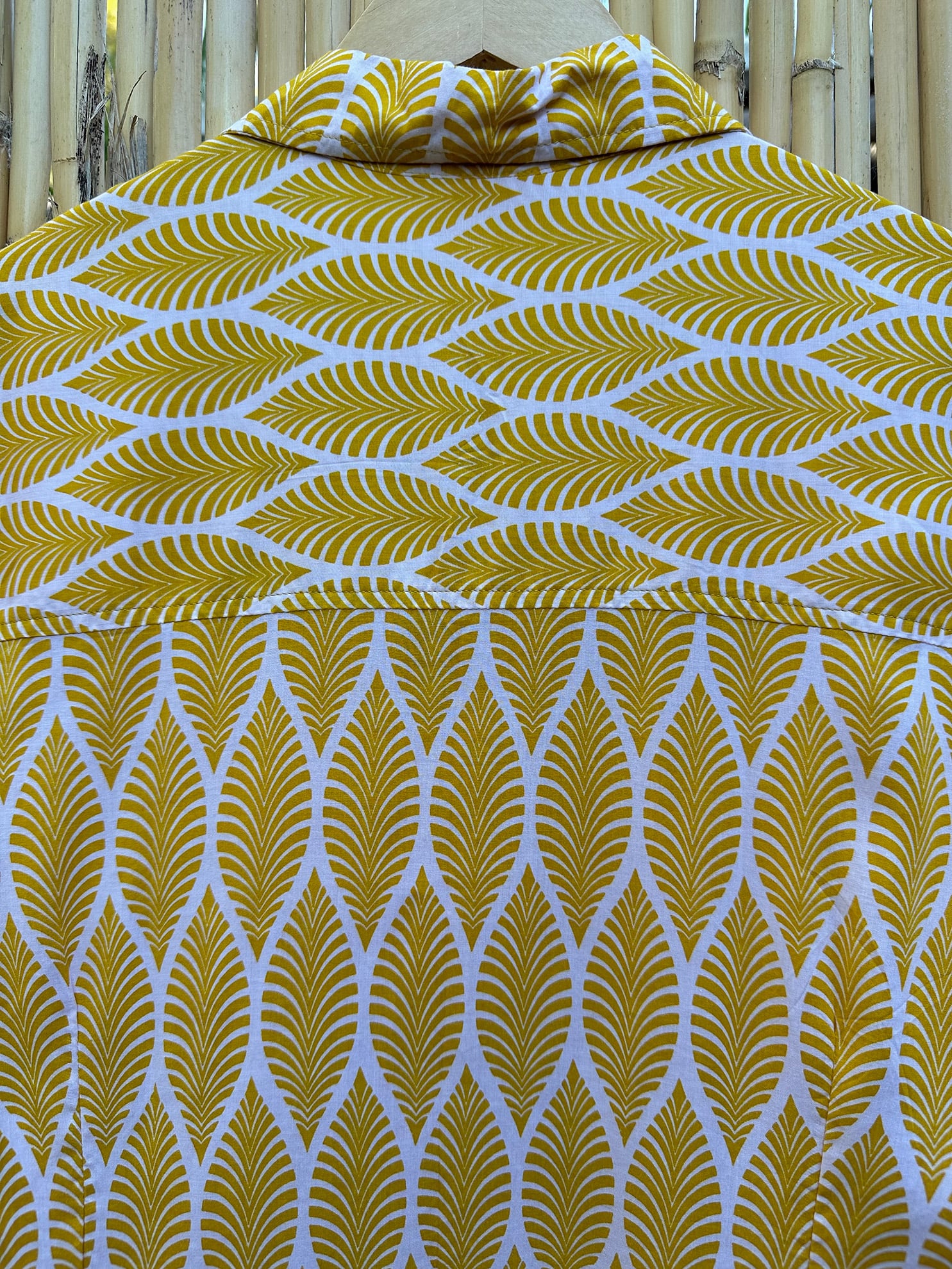 Camisa Plumas Amarillo - Imagen 3