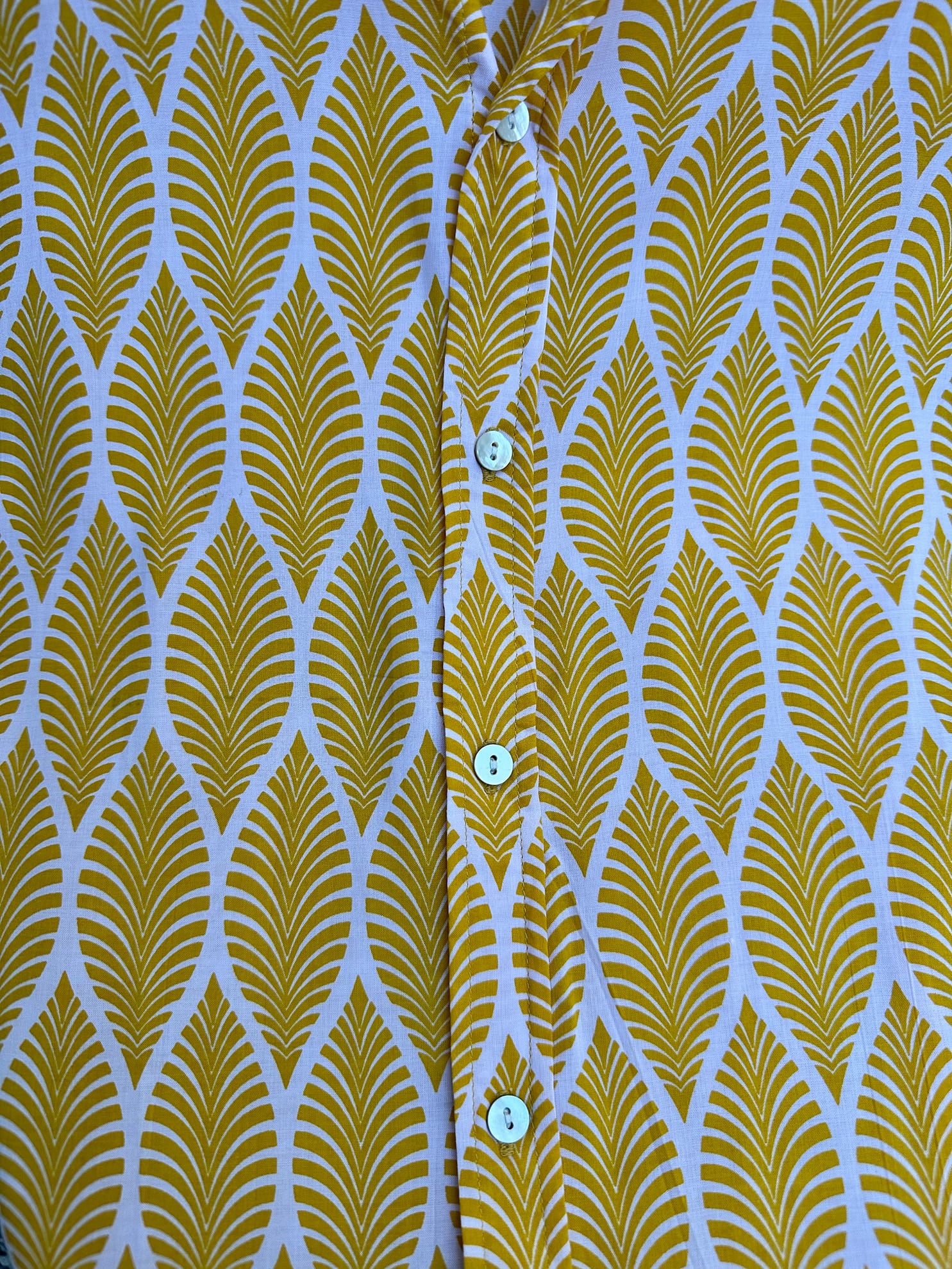 Camisa Plumas Amarillo - Imagen 4